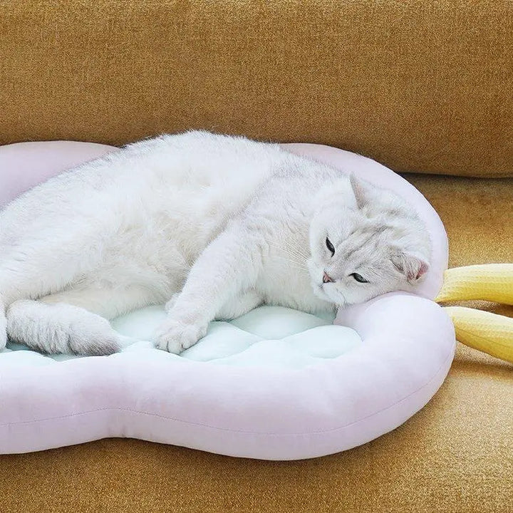 "Cooling cat mat with soft, breathable material for comfortable and cool pet resting.