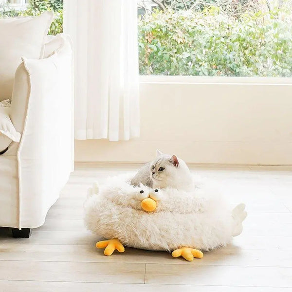 Cluck Cat Nest: Luxury Comfort for Your Furry Friend - Gabby Whale