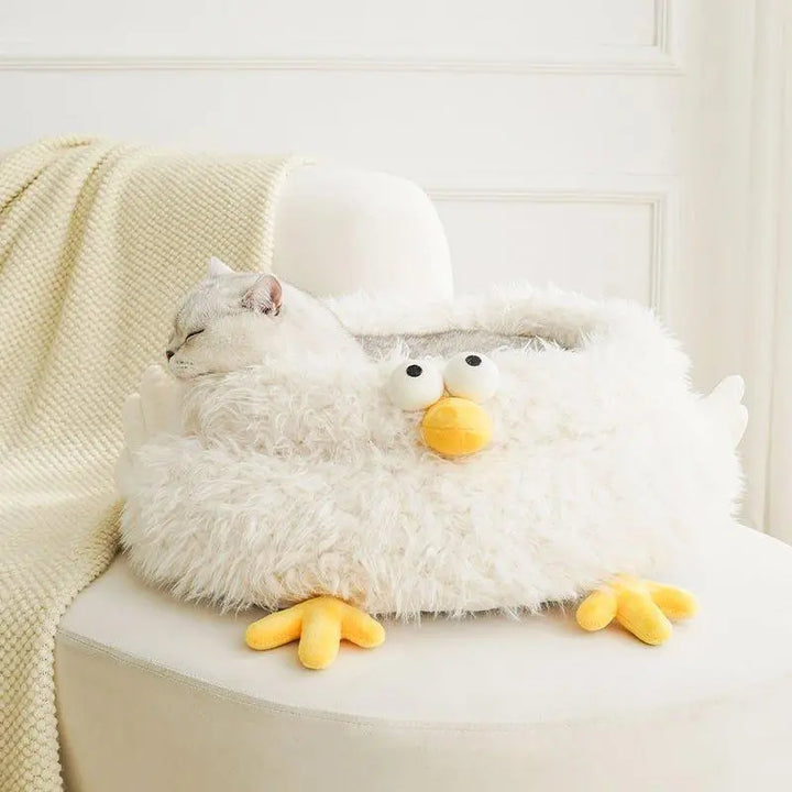 Cluck Cat Nest: Luxury Comfort for Your Furry Friend - Gabby Whale