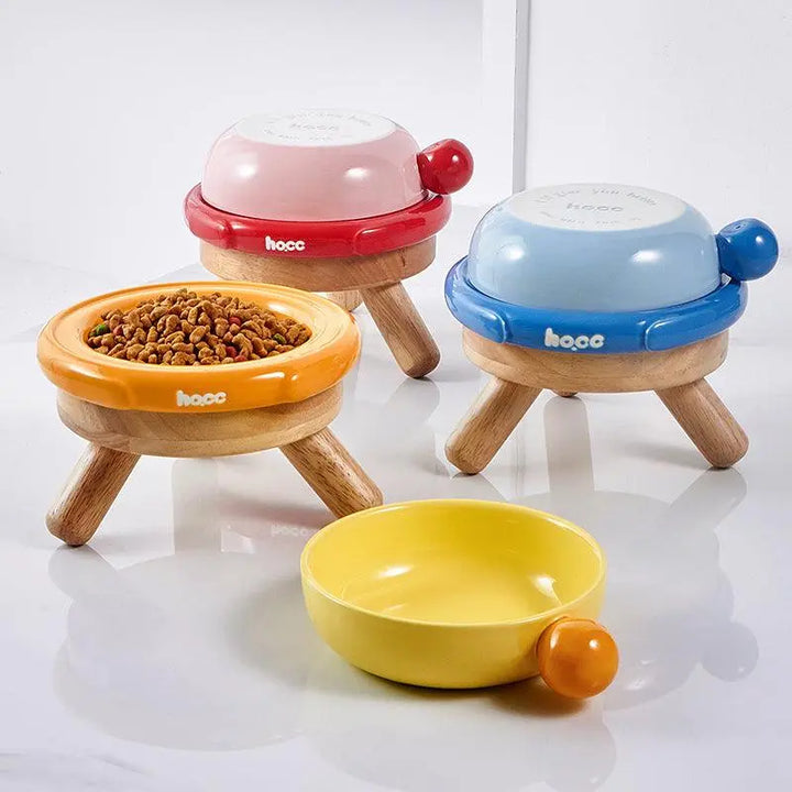 A modular Ceramic Pet Bowl set featuring easy-to-clean ceramic bowls with adjustable height stands, designed for both cats and dogs. The bowls are stylish, bacteria-resistant, and provide enhanced feeding posture.