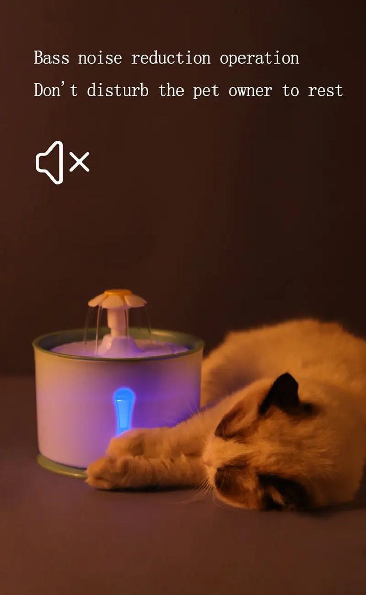 2.4L Cat Water Dispenser | LED Light & Smart Filtration - Gabby Whale