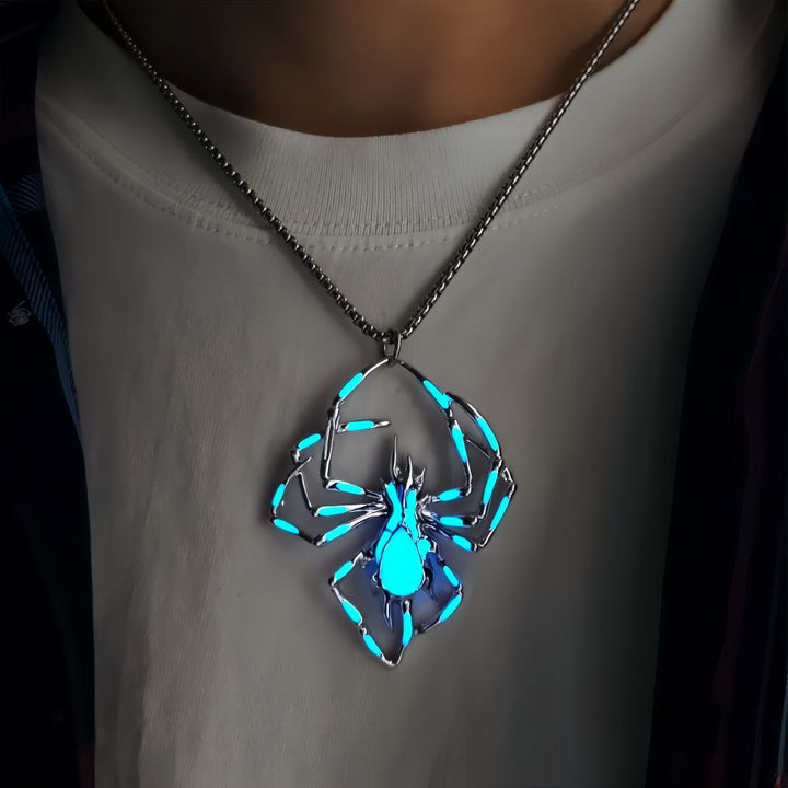 Halloween Creative Stereo Luminous Spider Necklace Jewerly Glowing Night Fluorescence Antique Vintage Glow In The Dark For Men Women Gift Party Halloween Day Club Gabby Whale